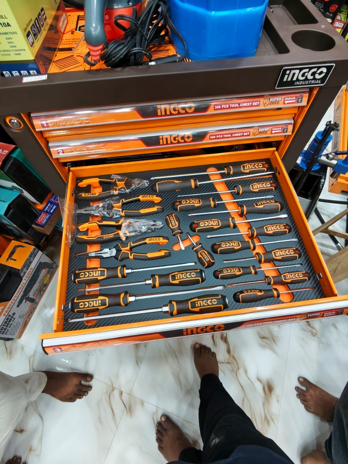 Screwdrivers and pliers drawer